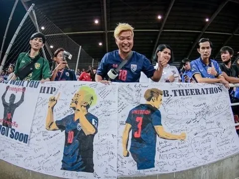 Chàng trai Nhật Bản trở thành fan cuồng của tuyển Thái Lan