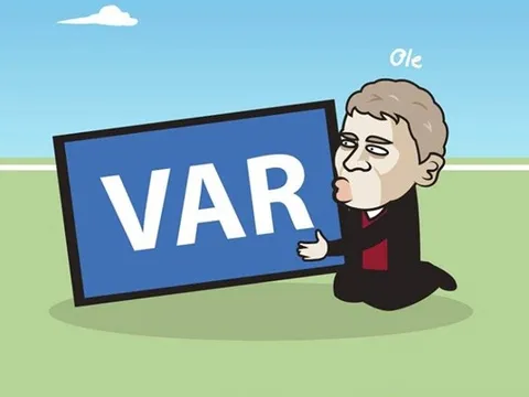 Cười té ghế với loạt ảnh chế Man Utd hòa Liverpool