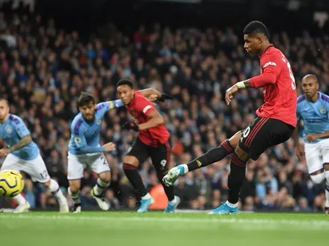 Roy Keane: "1 chiến thắng chuẩn mực của Man Utd"