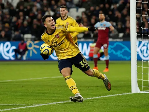 Gabriel Martinelli xứng danh "gà son" của Arsenal