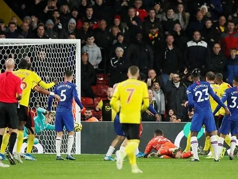 Kepa giữ lại 2 điểm cho Chelsea với pha cứu thua xuất thần