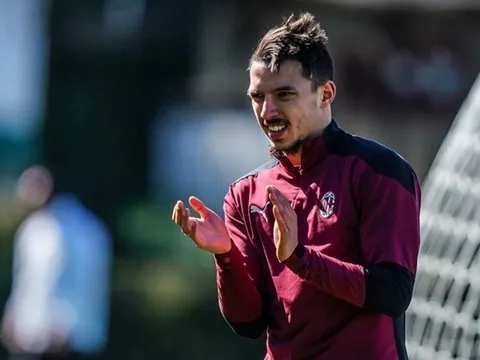 "Cậu ấy biết mình sẽ đến Arsenal để đá chính"