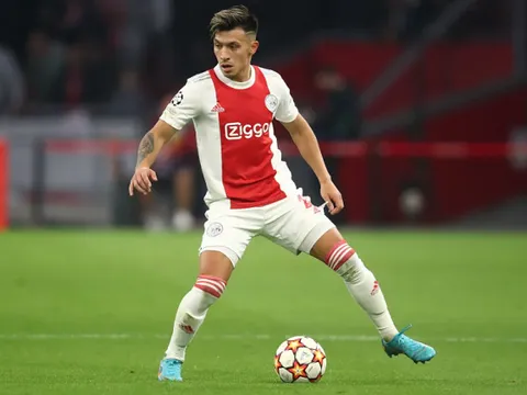 Chuyên gia khuyên Arsenal mua cầu thủ '4 trong 1' với giá 35 triệu