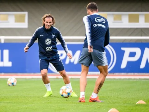 Arsenal được khuyên: Sát thủ trời sinh, nên mua về thay Lacazette