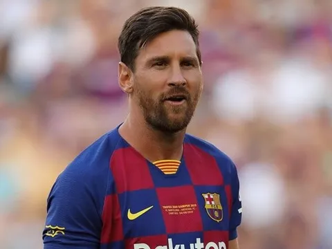 Messi: 'Ronaldo là tiền đạo xuất sắc nhất tôi từng được xem trong đời mình'