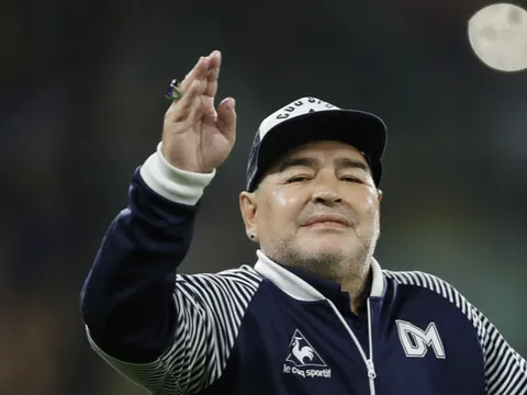 8 bác sĩ chăm sóc Maradona bị buộc tội mưu sát