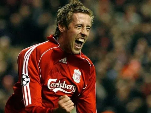 8 ngôi sao cao nhất lịch sử Premier League: Tân binh mới nhất, Crouch thứ 6