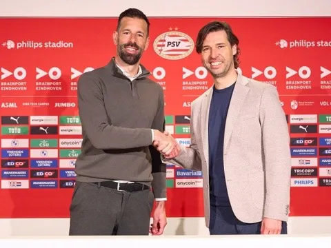 Học trò mới nhận xét về Van Nistelrooy