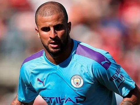 Trước thềm đại chiến tại Anfield, sao Man City không vội nói tới danh hiệu