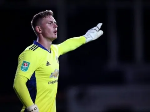 XONG! Solskjaer xác nhận, tương lai của Dean Henderson được định đoạt chóng vánh