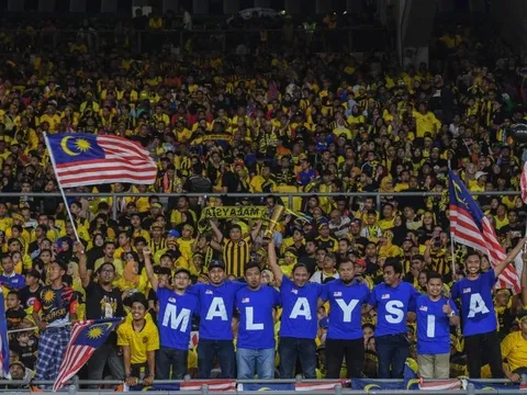 SỐC! 85 ngàn vé trận Malaysia - Indonesia đã "hết sạch"