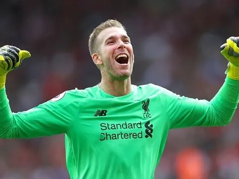 Sao Liverpool: ''Danh hiệu không được quyết định vào tháng 11''