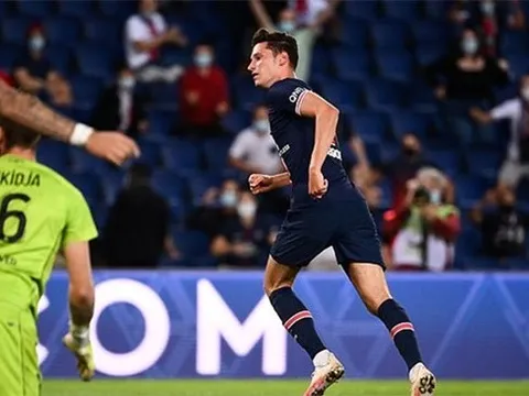 Fan Real Madrid mỉa mai Bale và Hazard