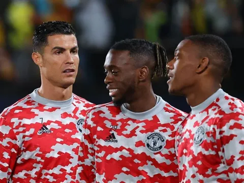 9 ngôi sao sắp khăn gói rời Old Trafford: Mr Champions League?