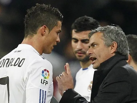 Đội hình hay nhất do Jose Mourinho dẫn dắt
