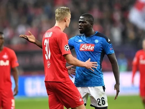 Haaland và nguyên đội hình 11 phi vụ cộng lại chưa bằng giá Grealish