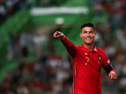 Ronaldo không ra sân sau khi thắng kiện cáo buộc hiếp dâm