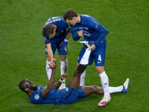 3 ngôi sao Chelsea lo sốt vó sau quyết định của Abramovich