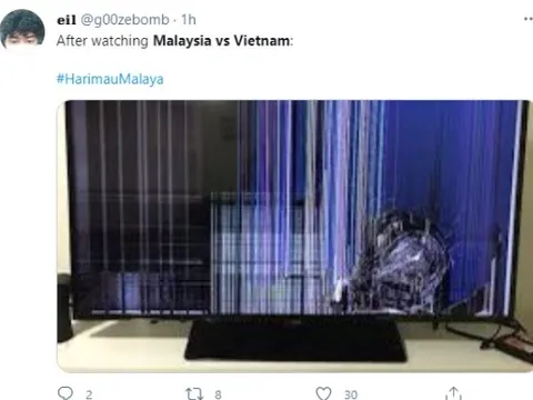 Tivi trở thành "nạn nhân" của fan Malaysia sau trận thua Việt Nam