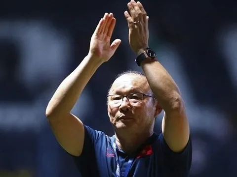 AFC ca ngợi HLV Park Hang-seo
