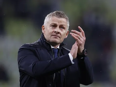 Quên mình vì Man Utd, Ole có động thái không thể tin nổi