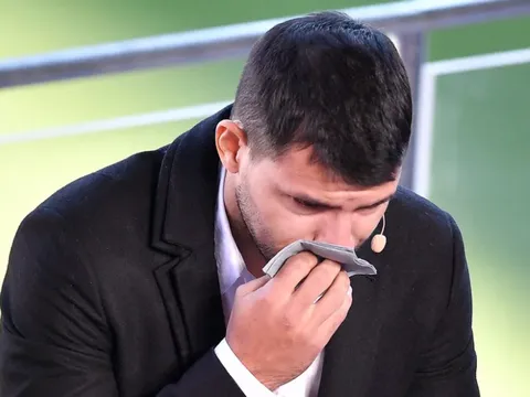 Aguero: Tôi không xem bóng đá - nó khiến tôi sợ hãi