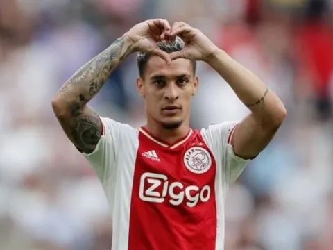 Ajax xác định mục tiêu thay thế Antony