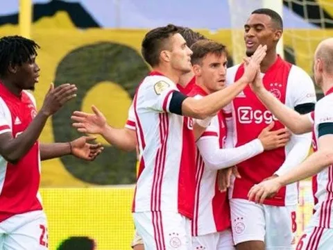 Ajax toang mạnh, COVID-19 khiến 11 ngôi sao vắng mặt
