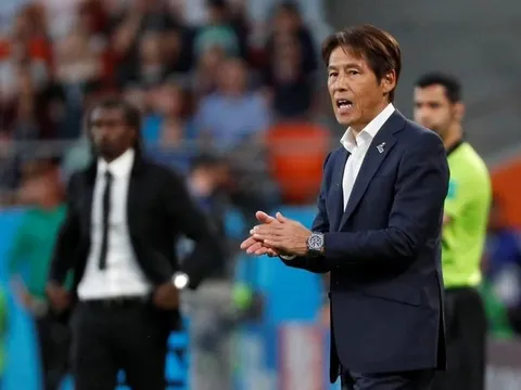 HLV Akira Nishino gặp áp lực khi phải thi đấu trên sân Mỹ Đình