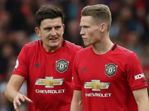 Alan Shearer chê bai 2 nhân tố Man Utd trận hòa Burnley