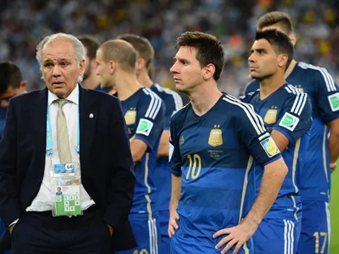 Sau Diego Maradona, bóng đá Argentina lại chịu thêm tổn thất lớn