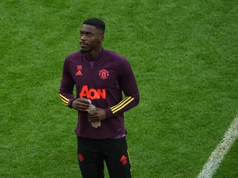 Xác nhận: Man Utd thỏa thuận xong HĐ hậu vệ