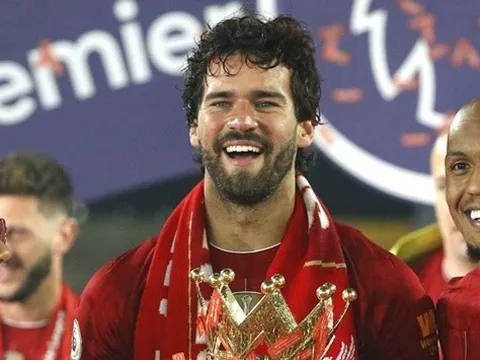 Alisson tiết lộ bí quyết trở thành siêu thủ môn của Liverpool