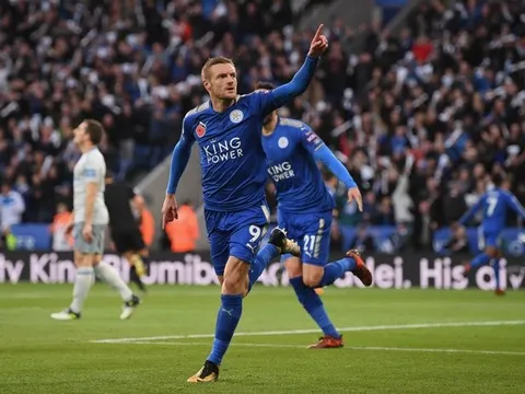 Âm thầm tiến bước, Jamie Vardy đi vào lịch sử Leicester