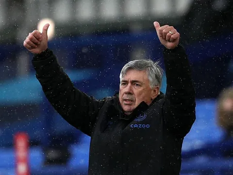 Carlo Ancelotti: "Everton không cùng đẳng cấp với Liverpool"