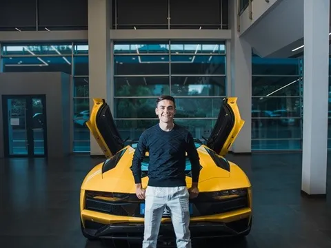 Ăn mừng 100 bàn thắng, Dybala chi đậm rước “người bạn tốc độ”