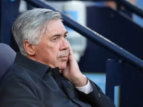 Ancelotti báo hung tin lực lượng trước thềm đại chiến Man City