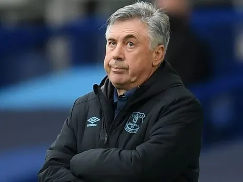 Ancelotti phủ nhận "khát khao" của mình: "Điều đó thật vô lý ..."