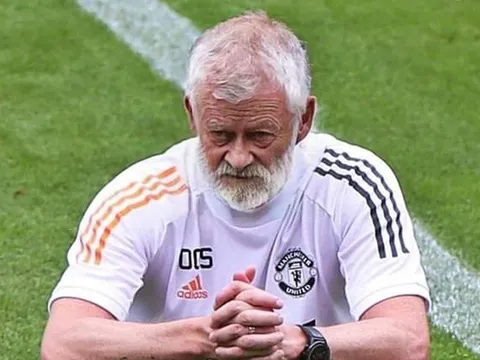 Cười té khói với loạt ảnh chế Man United chiêu mộ Cavani