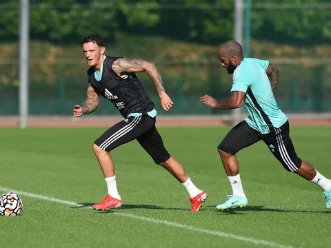 Trong cơn bĩ cực, Arsenal xuất hiện niềm hy vọng lớn trên sân tập