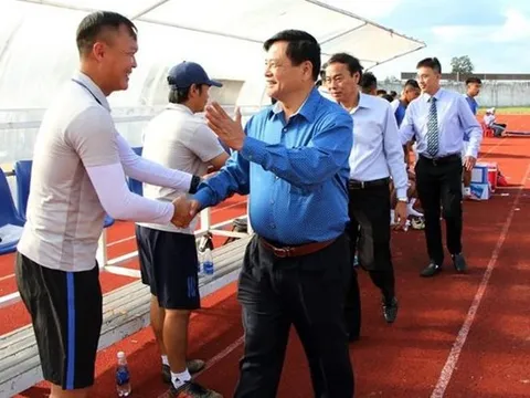 Quả bóng vàng 2008 dẫn dắt U21 Việt Nam đấu đội bóng trẻ châu Âu