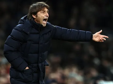 Antonio Conte: Premier League là mớ hỗn độn