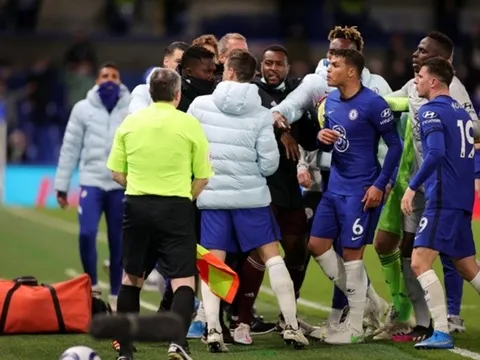'Chelsea đã phải trừng phạt Leicester vì điều này'