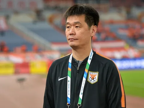 Áp lực của tân HLV Trung Quốc trước trận gặp tuyển Việt Nam