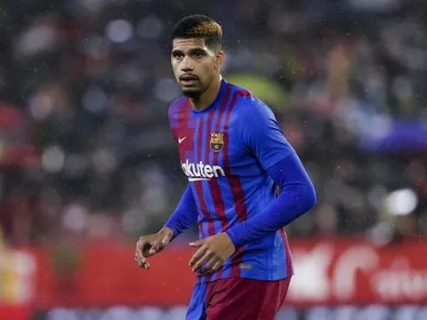 Trả cho mục tiêu 10 triệu euro/năm, Man Utd vẫn phải dè chừng một điều