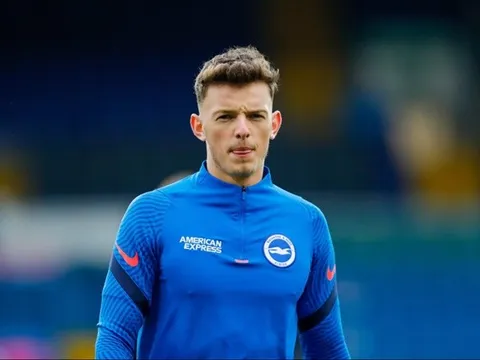 Arsenal nhập cuộc, Brighton liền chốt giá bán Ben White