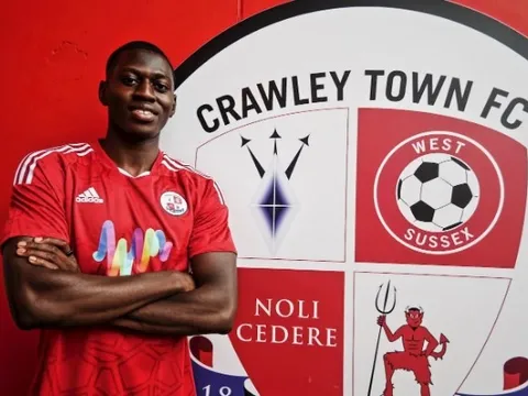 Arsenal chia tay trung vệ 19 tuổi