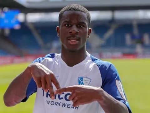 Arsenal chia tay hậu vệ phải 23 tuổi