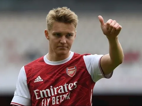 CĐV: "Tôi nghĩ Arsenal đã lãng phí 30 triệu bảng"
