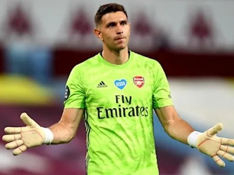 "Arsenal đã đưa tôi bản hợp đồng mới nhưng tôi đã có quyết định của mình"